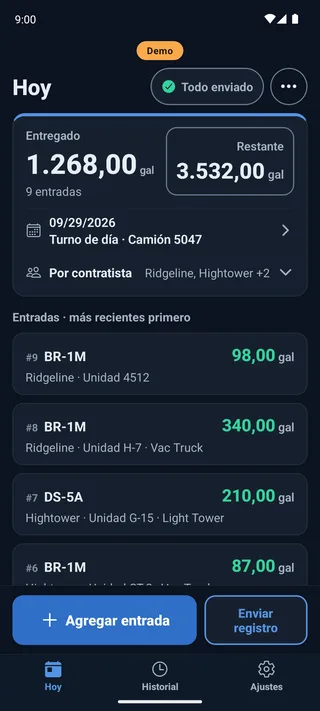 The fueler app's Today screen in Spanish: Hoy, the gallons delivered and the entries.